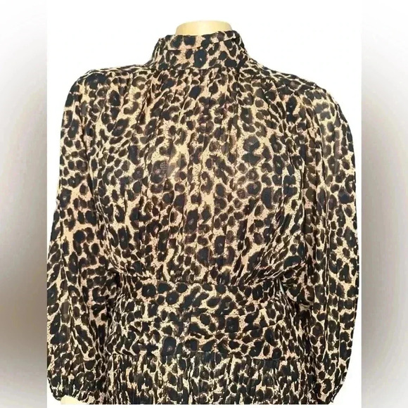 Women’s Chic Leopard Print Smocked Mini Dress size Small - Picture 11 of 11